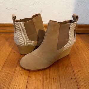 TOMS Women's Bailey Ankle Boots Toffee sz 8 NWOB